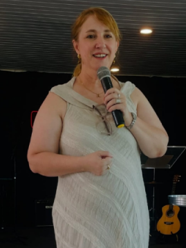 Imagem da pastora Leni baptista